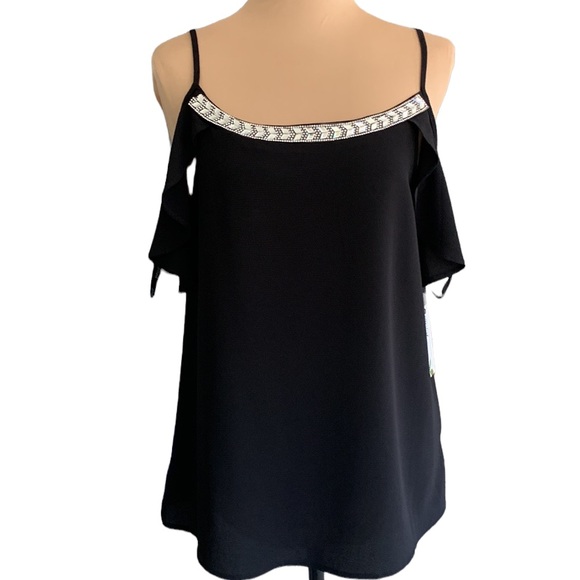 Off The Shoulders Tops Size L NWT - Picture 3 of 9